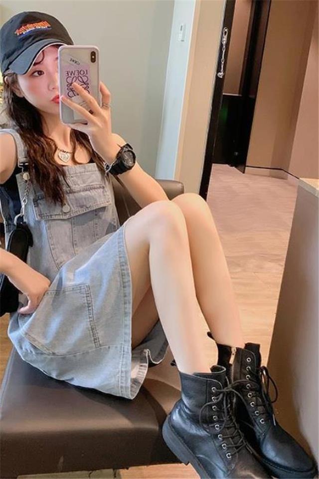 新婚娇妻被修空调的干